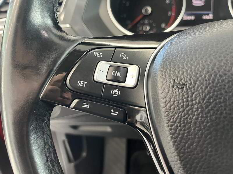 Volkswagen Tiguan 2019 COMFORTLINE / TOIT + CAMERA + CUIR + BLUETOOTH ++++ — photo 14
