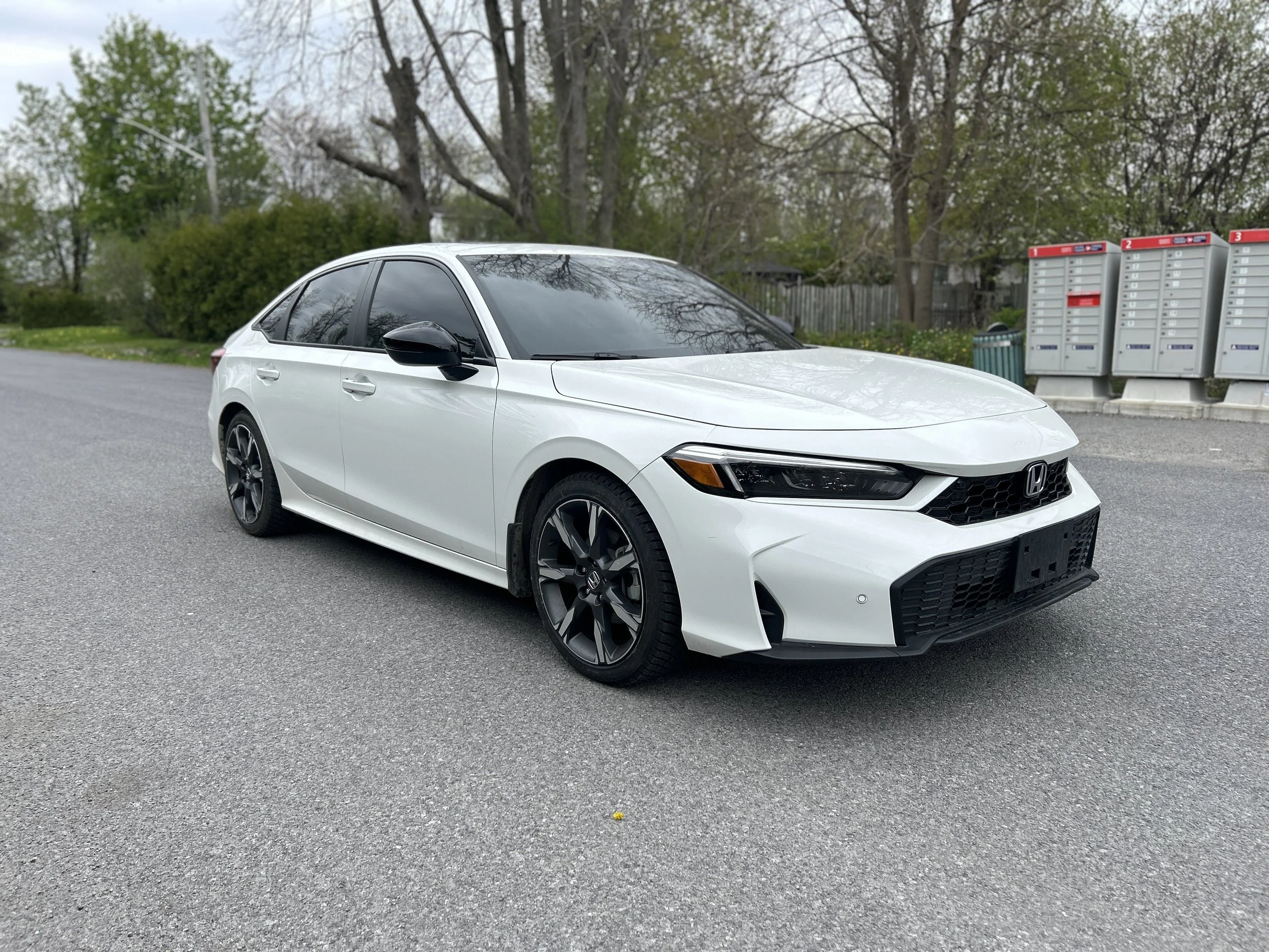 Honda Civic Touring Hybrid 2025 — photo 3