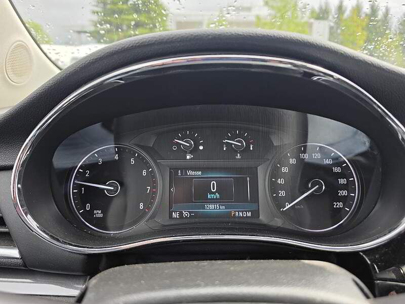 Buick Encore 2018 PREFERRED / AWD + CAMERA + BLUETOOTH + BAS KM +++ — photo 11