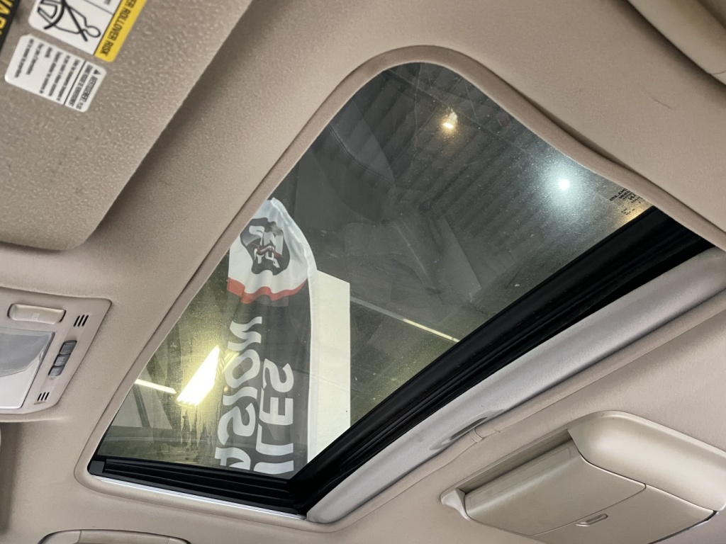 Lexus RX 400  2006 — photo 26