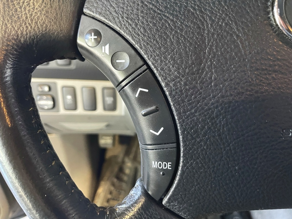 Toyota Tacoma  2011 — photo 19