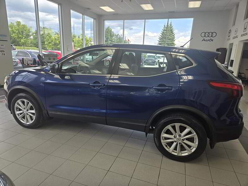 Nissan Qashqai 2018 S / AUTO + CAMERA + BLUETOOTH + BAS KM +++ — photo 2