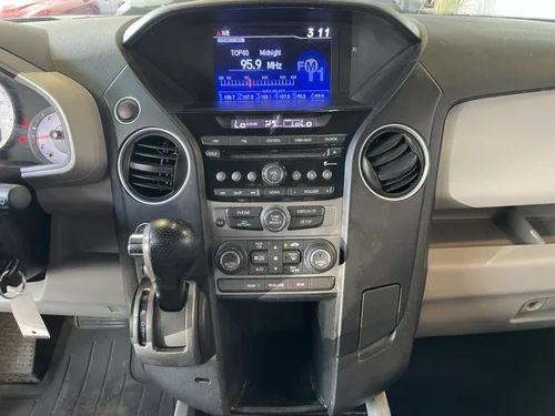 Honda Pilot LX 2013 — photo 26