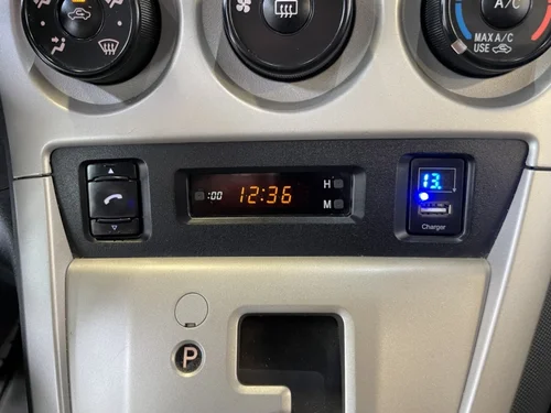 Toyota Matrix  2010 — photo 21