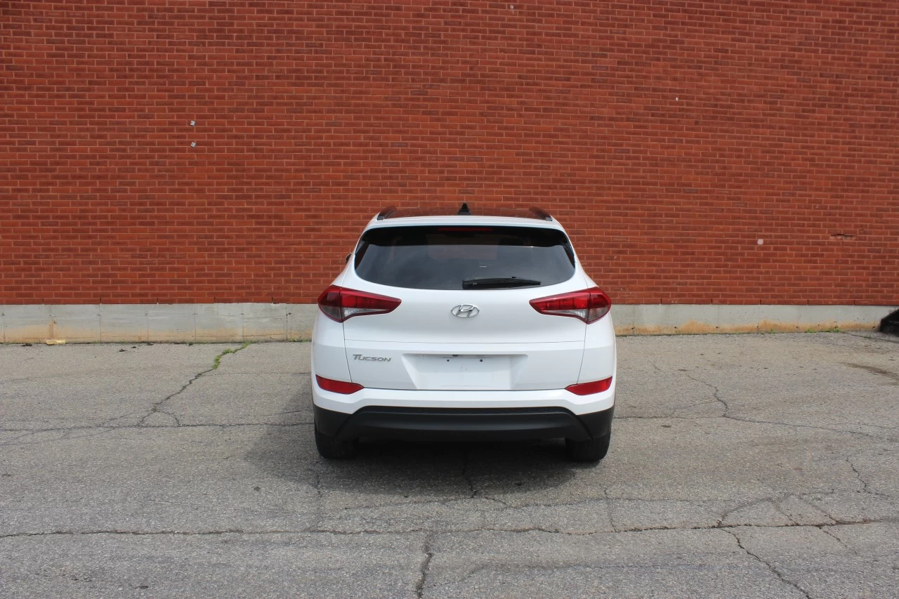 HYUNDAI Tucson — photo 6