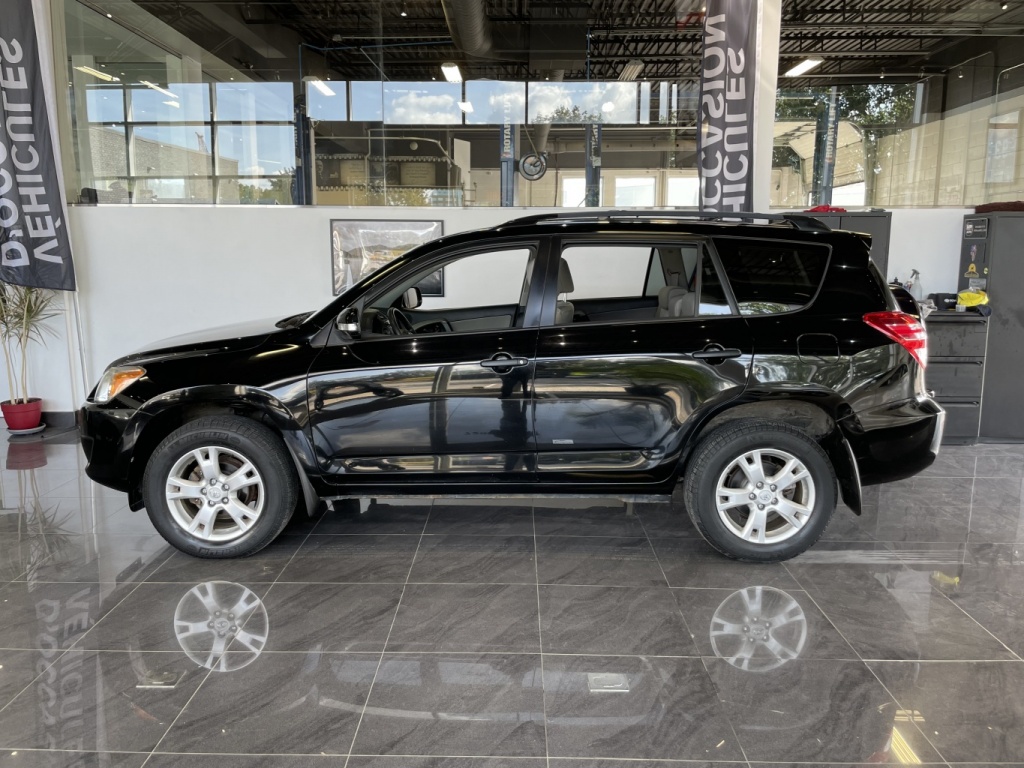 Toyota RAV4 De base 2010 — photo 4