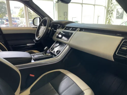 Land Rover Range Rover Sport HST 2020 — photo 34