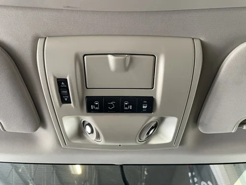 Chrysler Town & Country Touring 2015 — photo 26