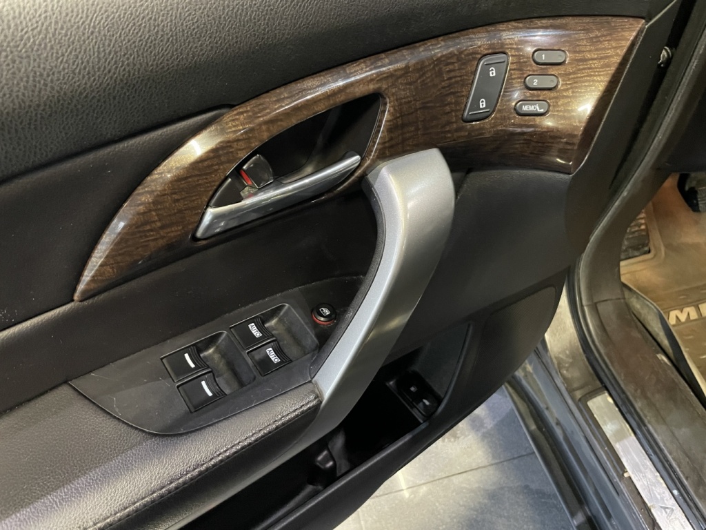 Acura MDX groupe techn 2011 — photo 19