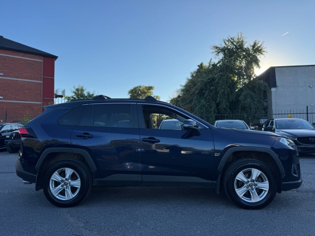 Toyota RAV4 XLE 2021 — photo 5
