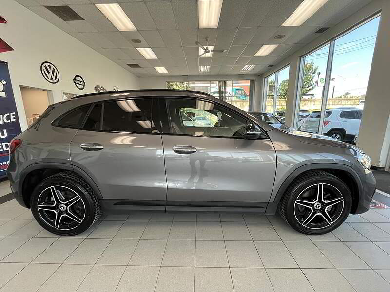 Mercedes-Benz GLA 250 2023 / AMG PACK / 4MATIC / TOIT + CUIR / CAMERA ++++ — photo 9