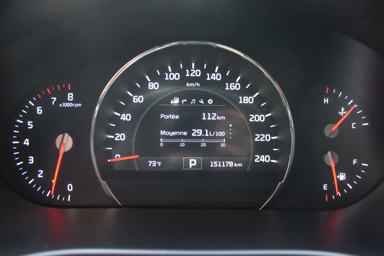 KIA Sorento — photo 12