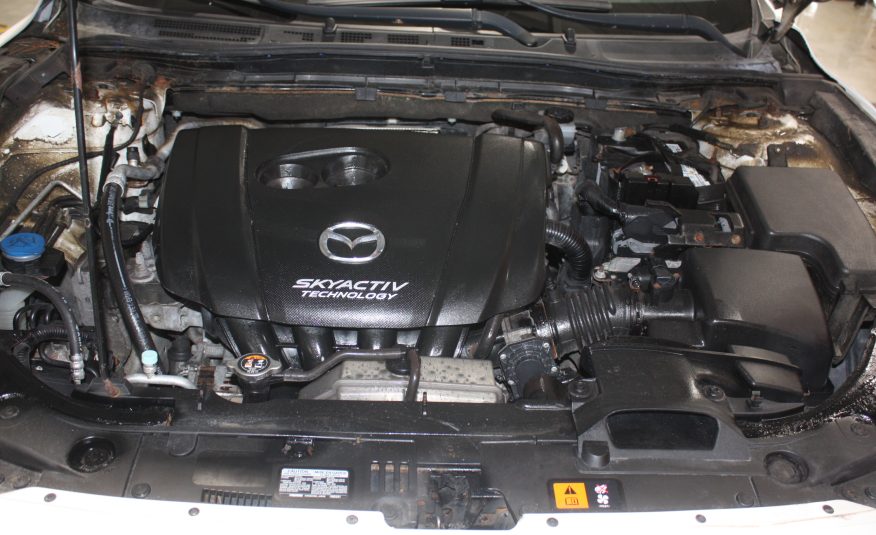 2014 MAZDA 3 GX SKY HATCHBACK — photo 12