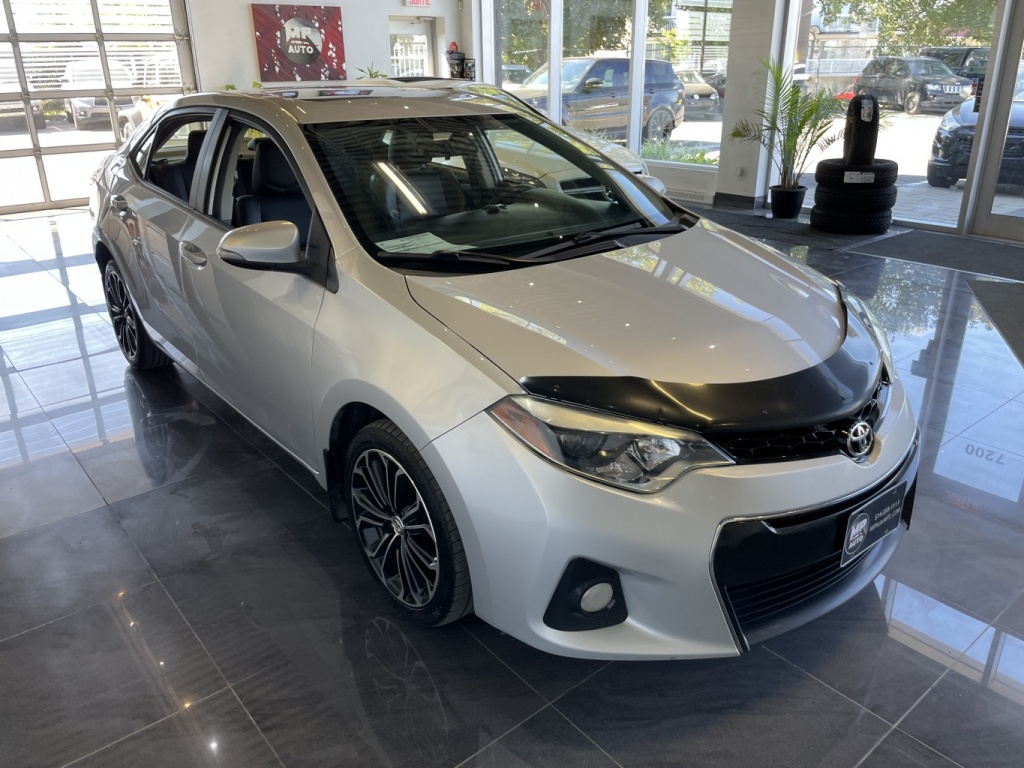 Toyota Corolla S 2015 — photo 3