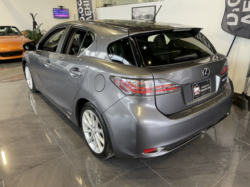 Lexus CT 200h  2012 — photo 5