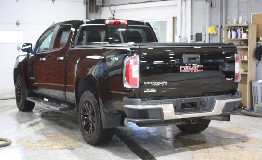 2017 GMC CANYON CREW CAB 4X4 SLT DIESEL — photo 4