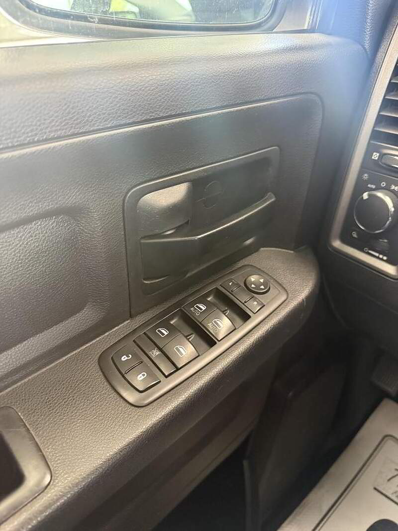 RAM 1500 2016 ST / 6 PLACES + AUTO ++ — photo 17
