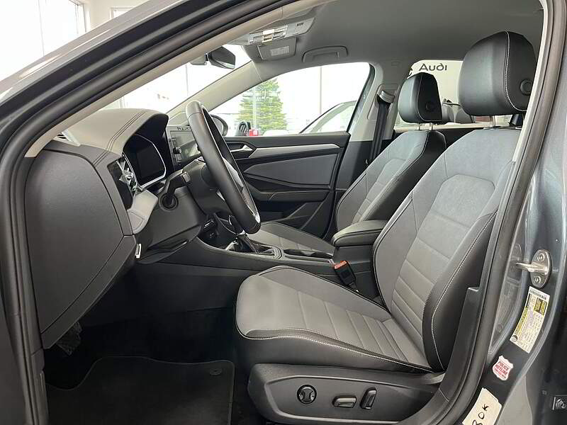 Volkswagen Jetta 2025 ** COMFORTLINE / AUTO + CAMERA + BLUETOOTH + BAS KM ++++ — photo 10