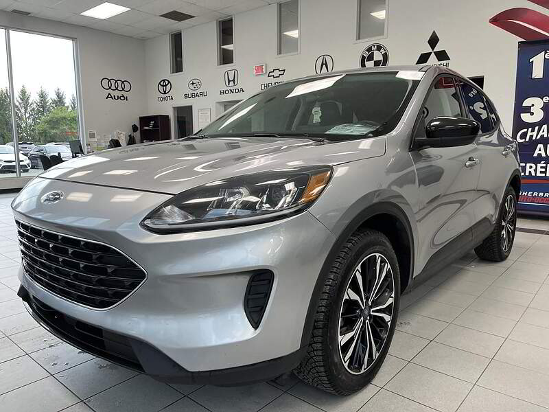 Ford Escape 2021 SE / AUTO + AWD + CAMERA + BLUETOOTH + A/C +++