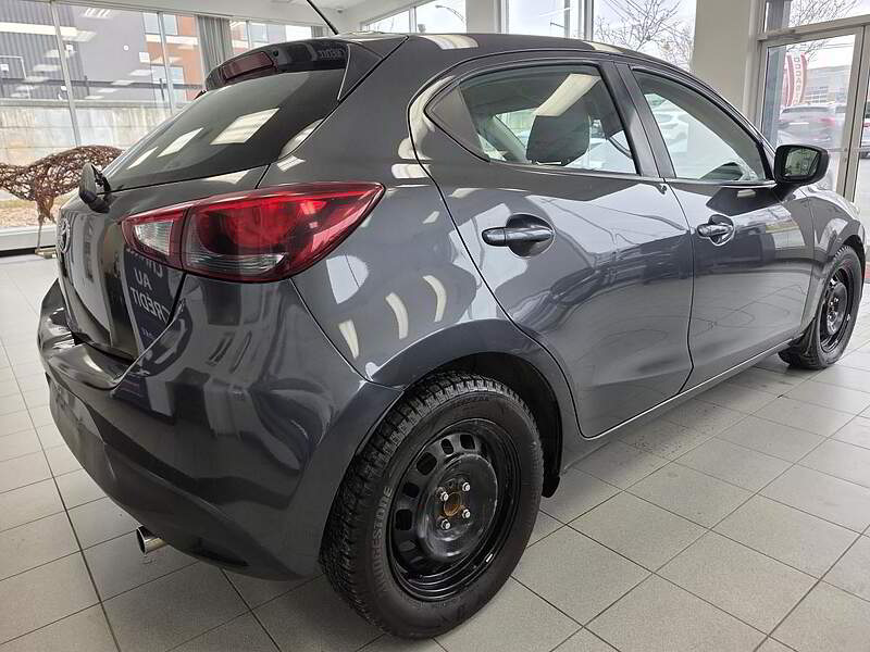 Toyota Yaris hatchback 2020 LE / AUTO + + CAMERA + BLUETOOTH +++ — photo 5