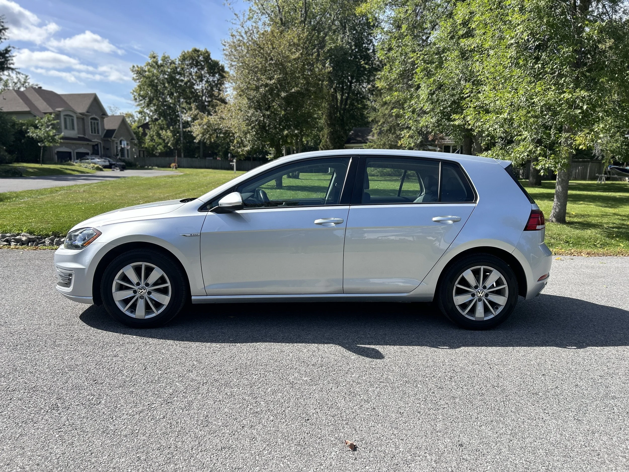 2019 Volkswagen e-Golf Comfortline — photo 8