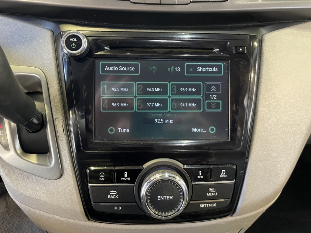 Honda Odyssey EX-L avec Navi 2015 — photo 24