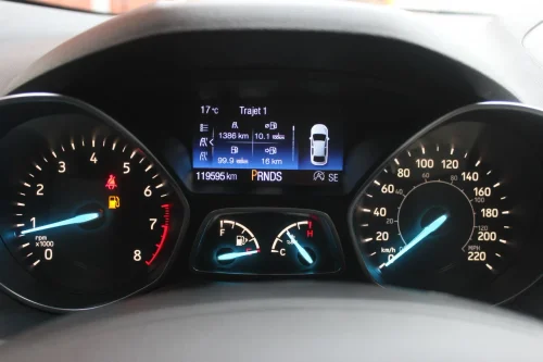 FORD Escape — photo 12