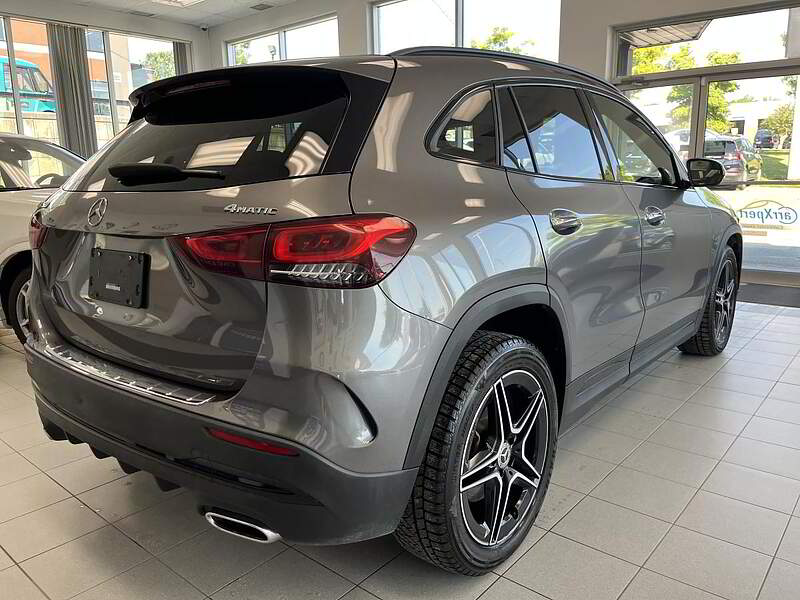 Mercedes-Benz GLA 250 2023 / AMG PACK / 4MATIC / TOIT + CUIR / CAMERA ++++ — photo 8