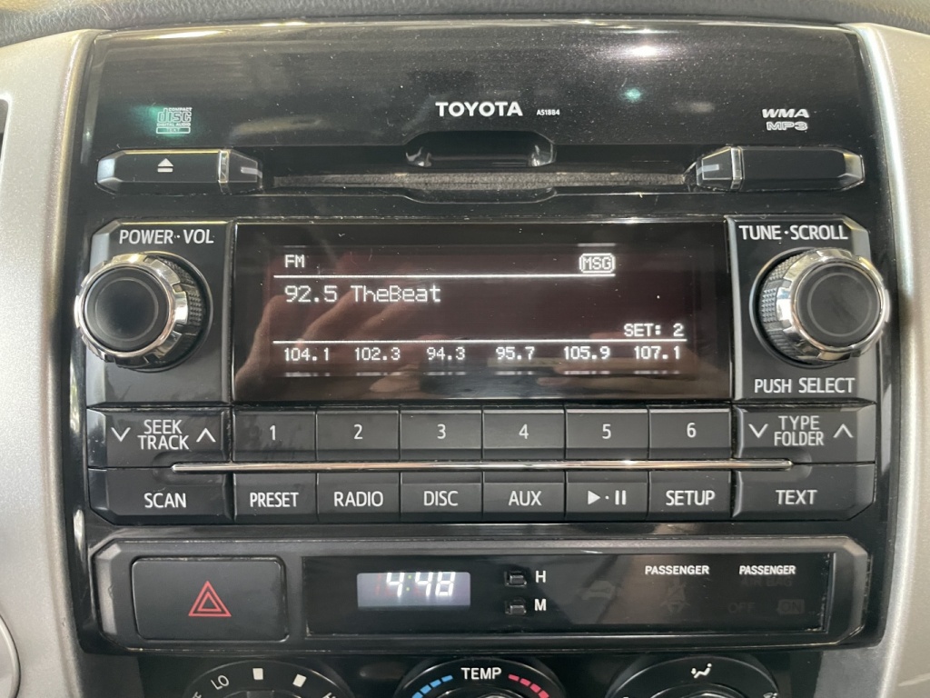 Toyota Tacoma  2012 — photo 19
