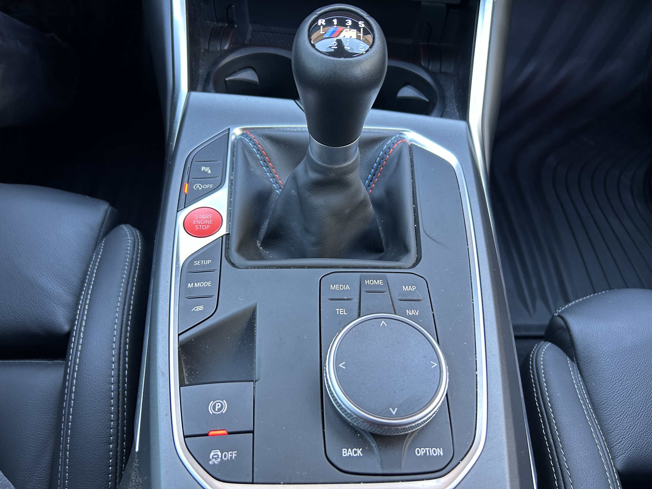 BMW M2 2025 — photo 17