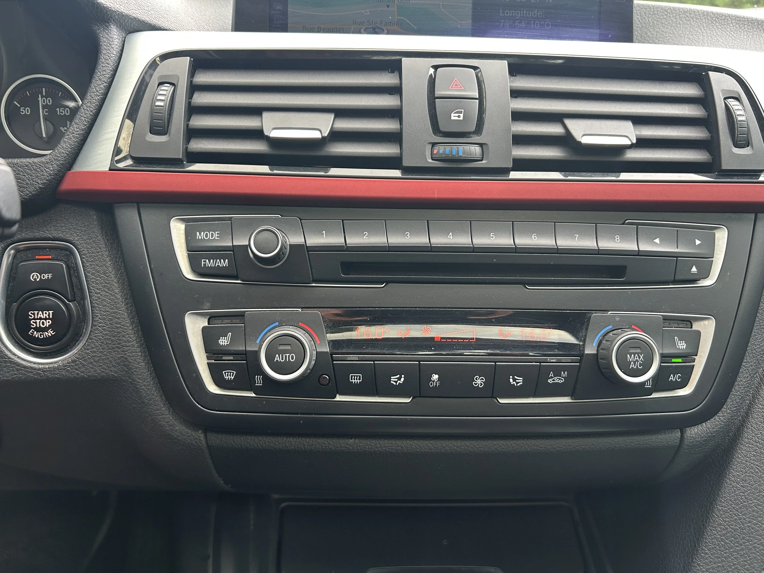 BMW 328D xDrive 2014 — photo 17