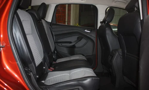2019 FORD ESCAPE SE 4WD — photo 7