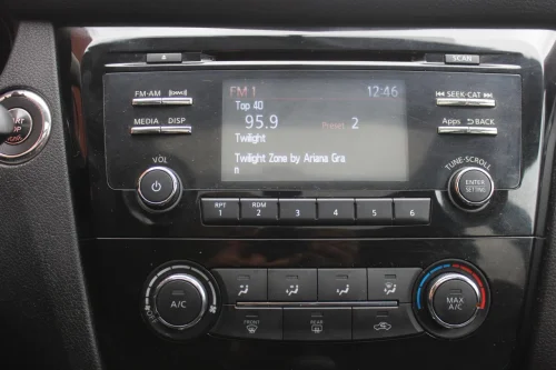 NISSAN Rogue — photo 16