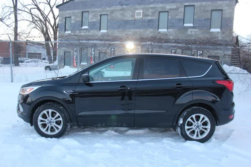 FORD Escape — photo 2