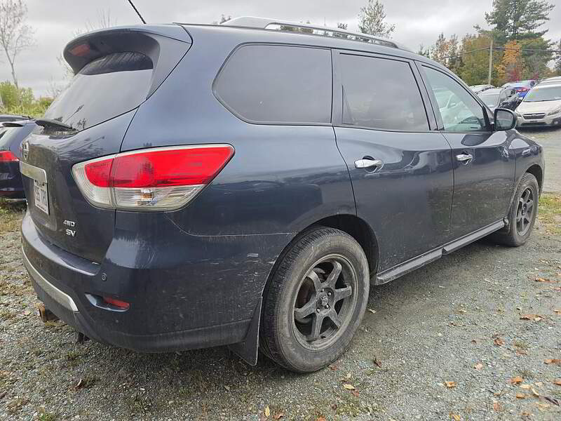 Nissan Pathfinder 2016 4 roues motrices 4 portes, SV — photo 4