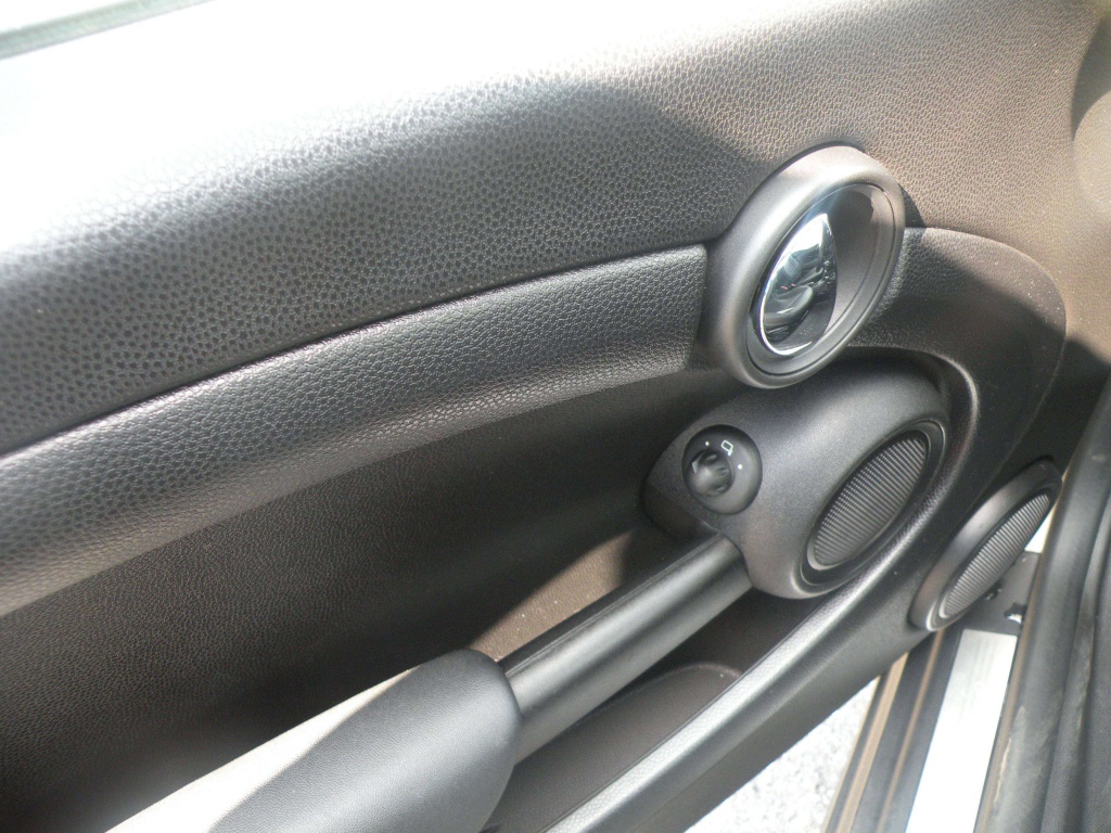 Mini Cooper  2012 — photo 8