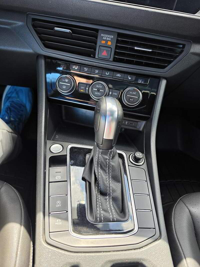 Volkswagen Jetta 2021 HIGHLINE - R LINE / AUTO + TOIT + CAMERA + BLUETOOTH ++++ — photo 18