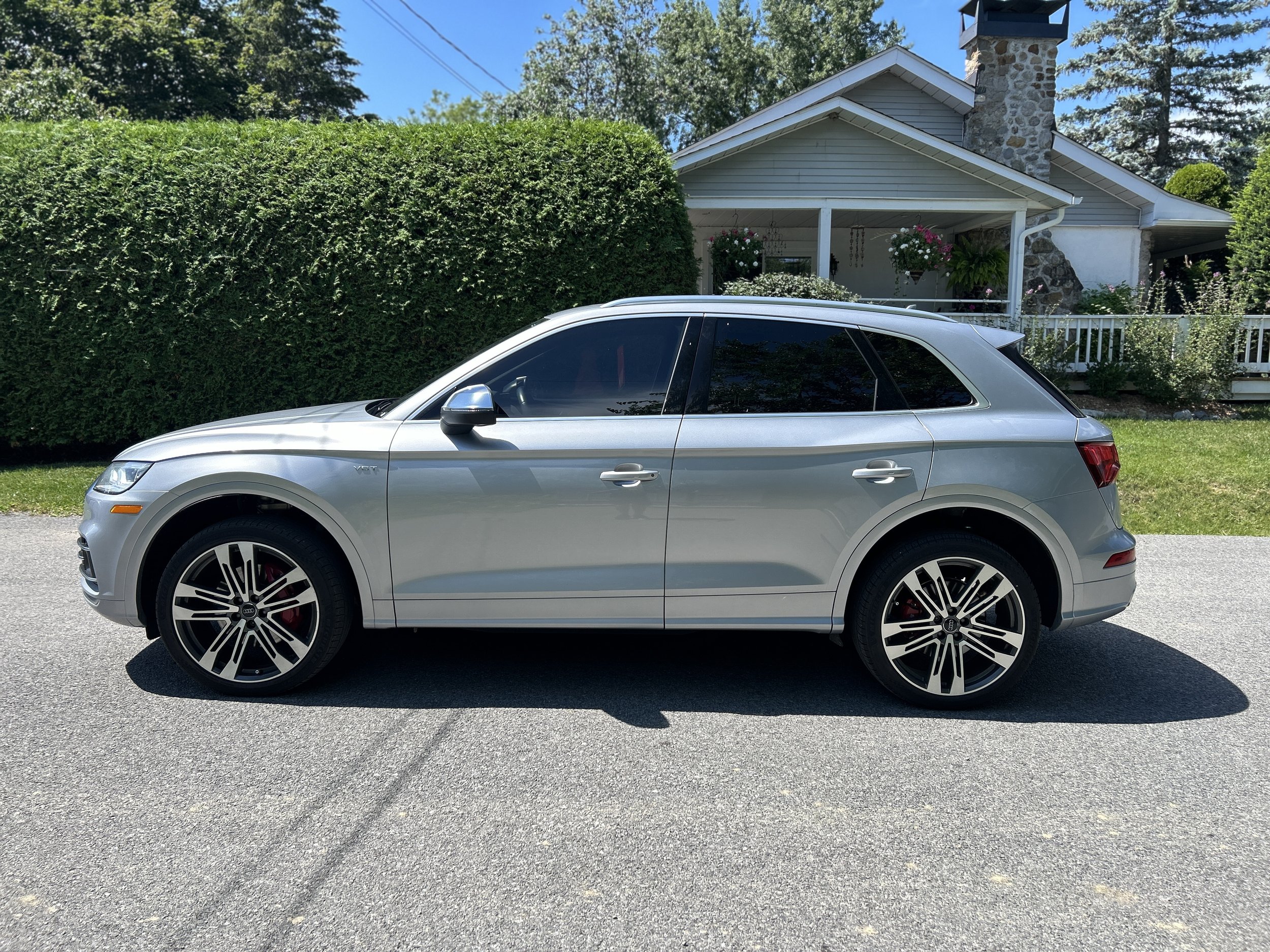 Audi SQ5 2018 — photo 8