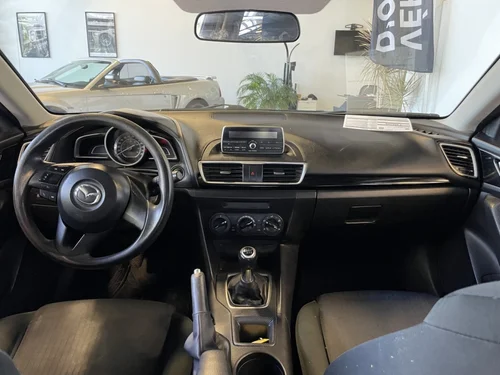 Mazda Mazda3 GX 2015 — photo 11