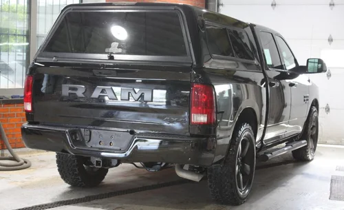 2022 RAM 1500 CLASSIC EXPRESS CREW CAB 4X4 — photo 6