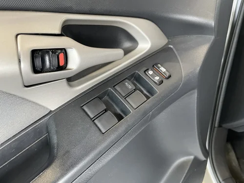 Toyota Matrix  2010 — photo 15
