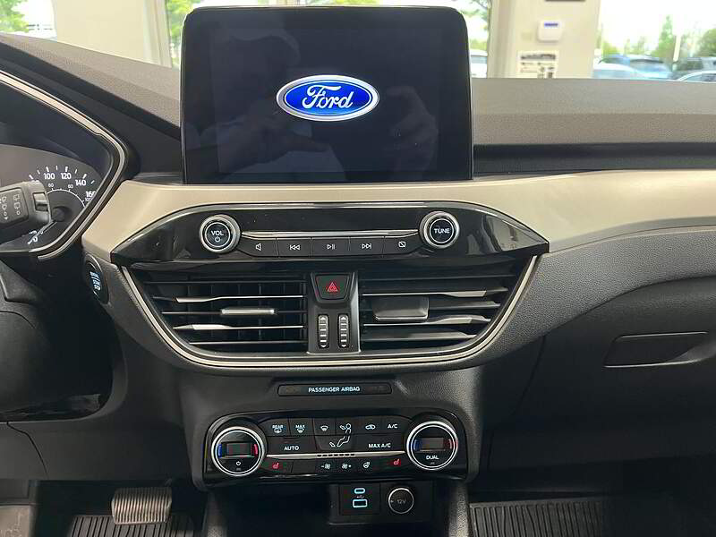 Ford Escape 2021 SE / AUTO + AWD + CAMERA + BLUETOOTH + A/C +++ — photo 18