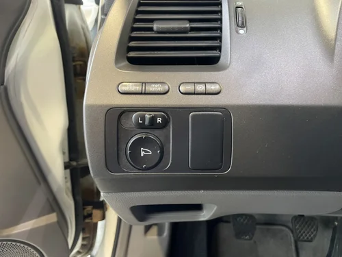 Honda Civic Coupe DX-G 2008 — photo 14