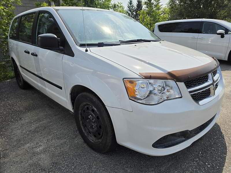 Dodge Grand Caravan 2017 Ensemble Valeur plus familiale 4 portes — photo 3