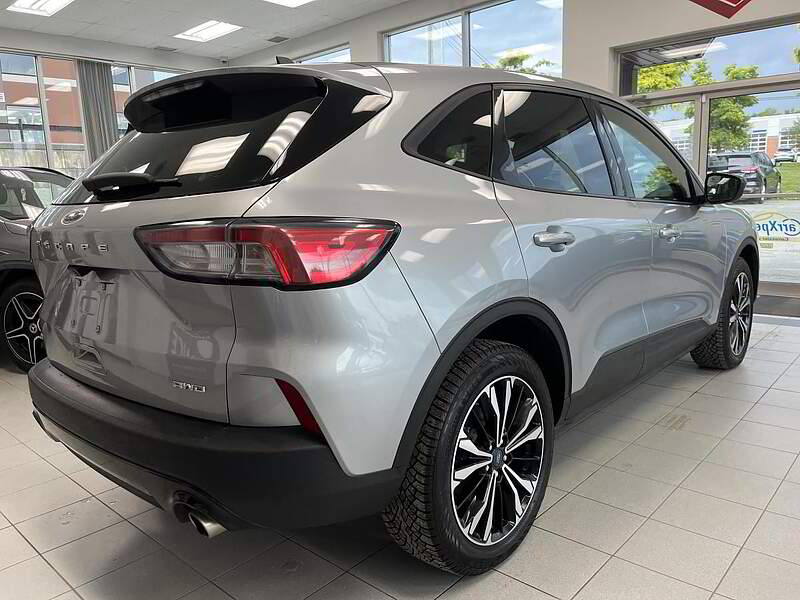 Ford Escape 2021 SE / AUTO + AWD + CAMERA + BLUETOOTH + A/C +++ — photo 5