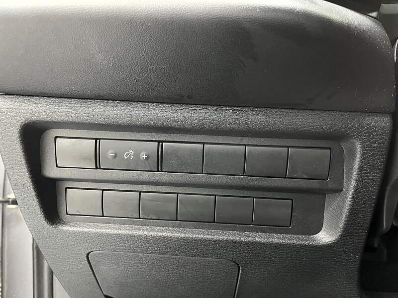 Mitsubishi Outlander 2022 ES S-AWC / 7 PLACES / AUTO + CAMERA + BLUETOOTH ++++ — photo 14