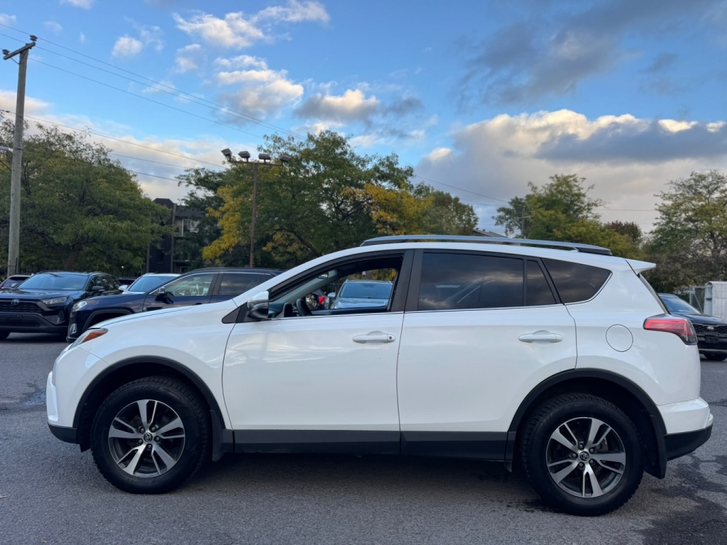 Toyota RAV4 LE 2018 — photo 6
