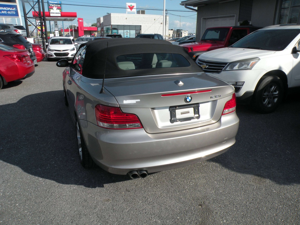 BMW Serie 1 128i 2009 — photo 4