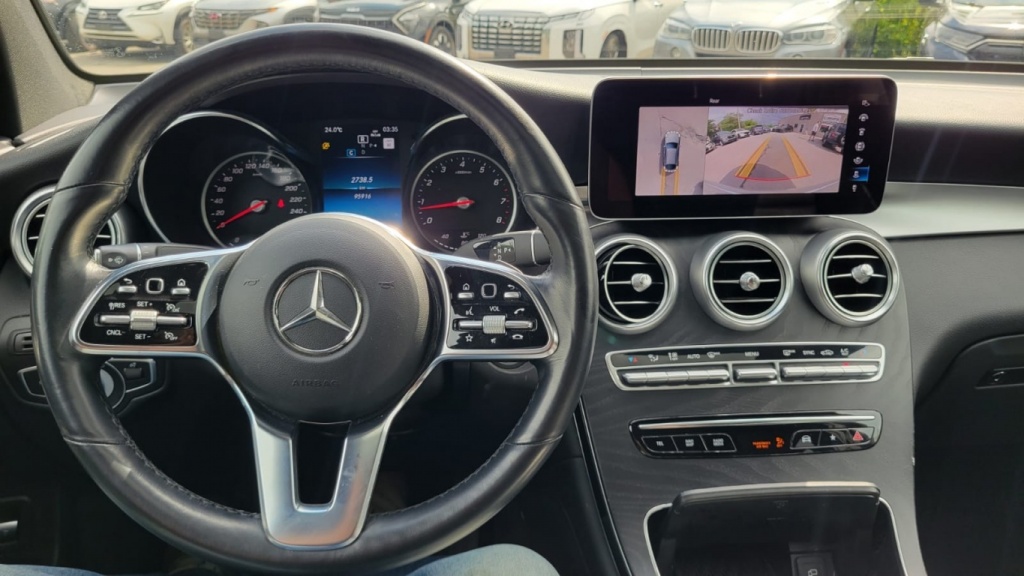 Mercedes-Benz GLC GLC 300 2023 — photo 16