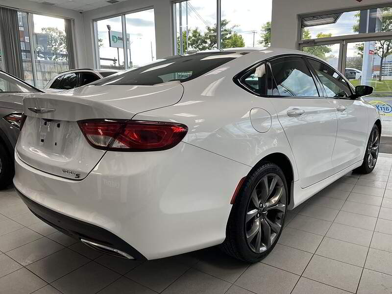 Chrysler 200 2016 S / TOIT PANO / CAMERA + CUIR + BLUETOOTH + BAS KM +++ — photo 6